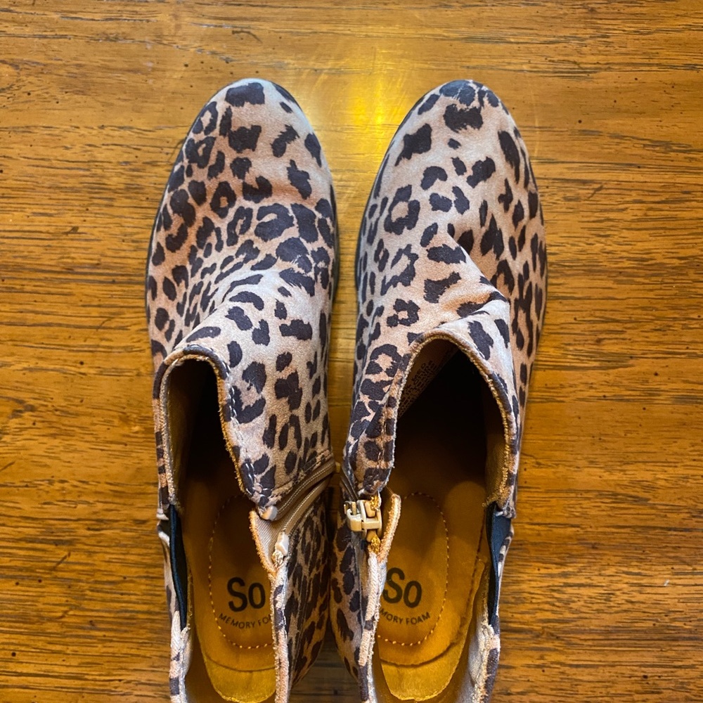 Size 7.5 cheetah print booties.